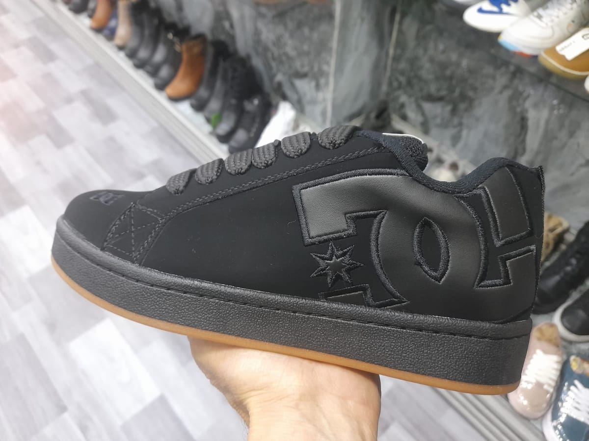 DC Shoes Court, Negro
