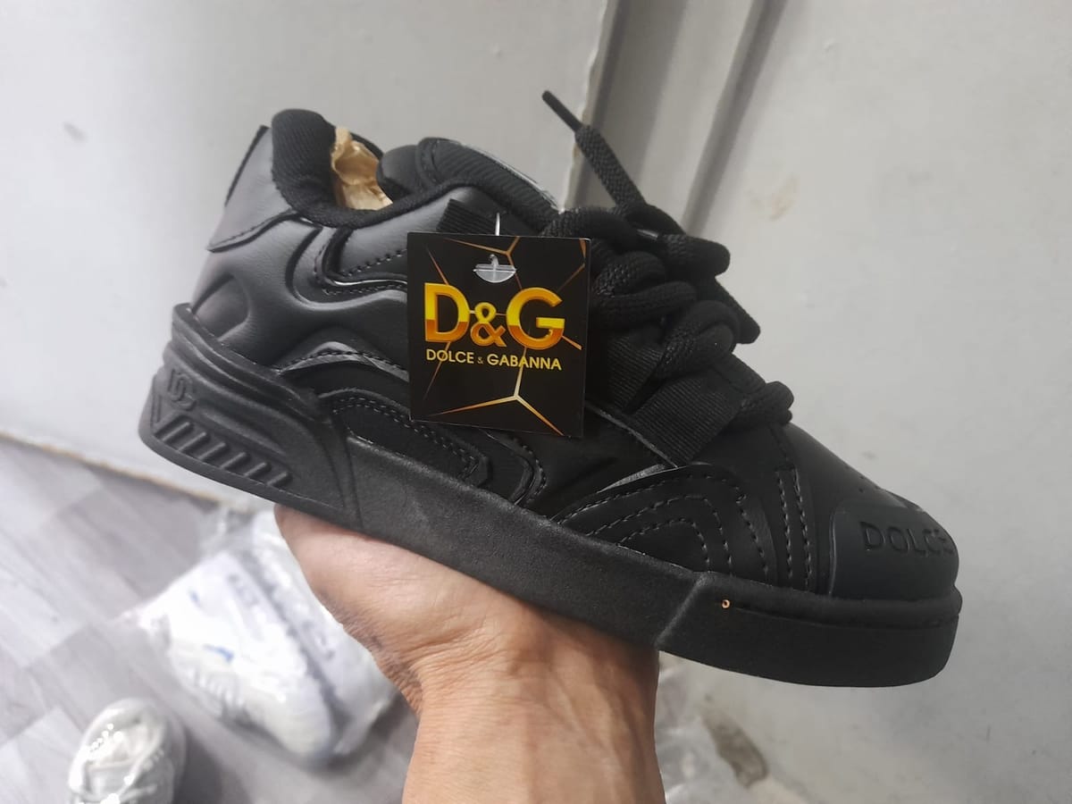 Dolce & Gabbana Plataforma, Negro