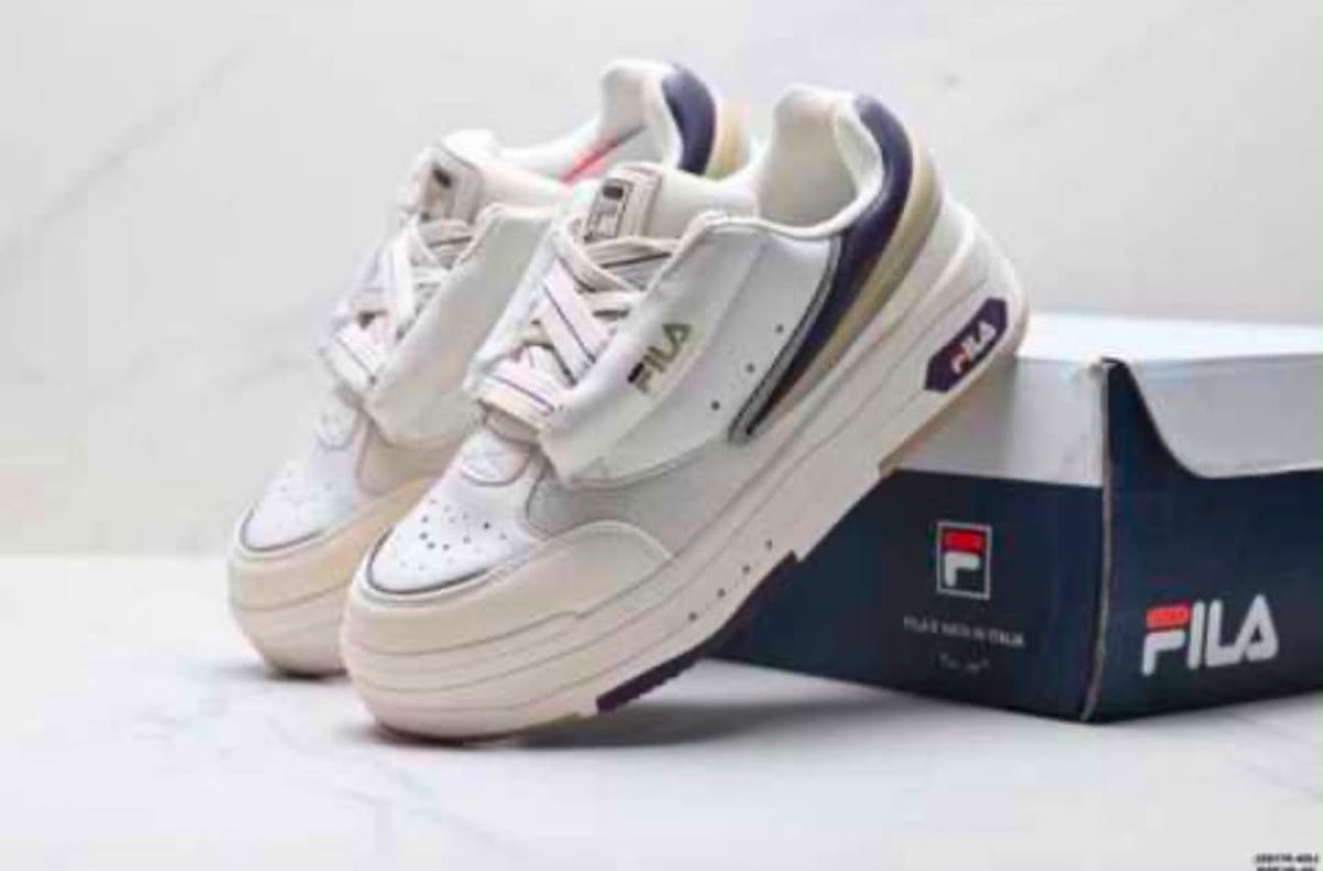 Fila Plataforma, Crema y morado